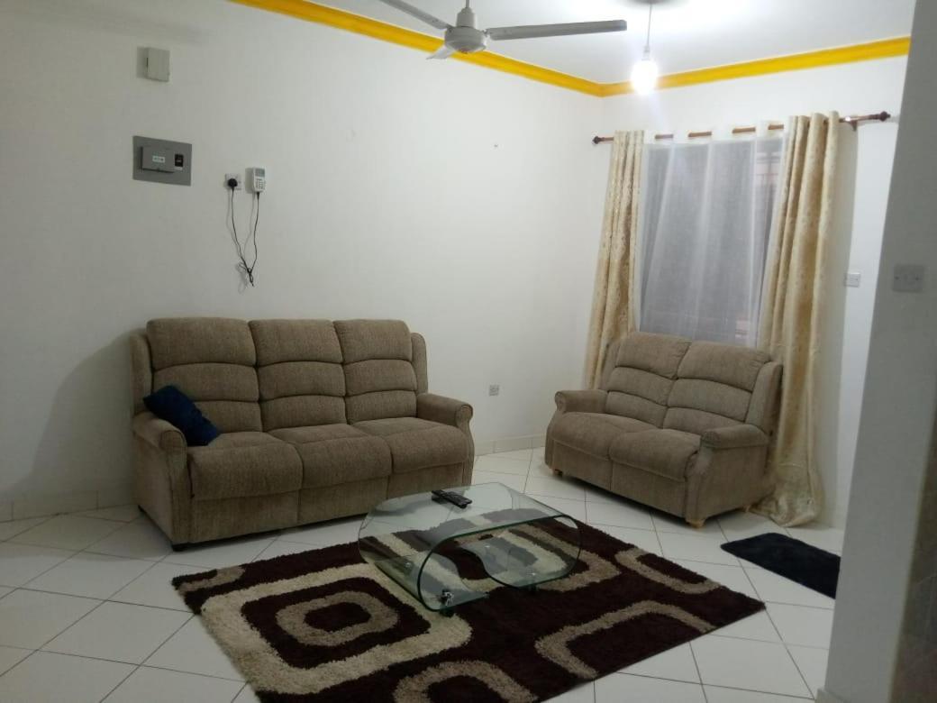 Lux Suites Bamburi Furnished Apartments Exterior photo